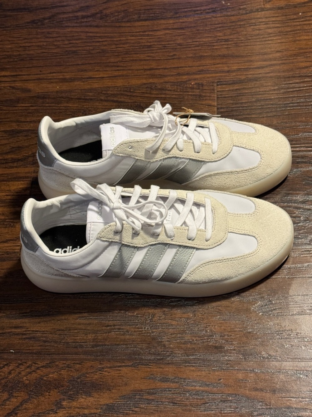 adidas NEW w/ 🏷️ TAG White Cream Suede & Leather Retro Sneakers, Women’s Sz 10.5 - Picture 4 of 10